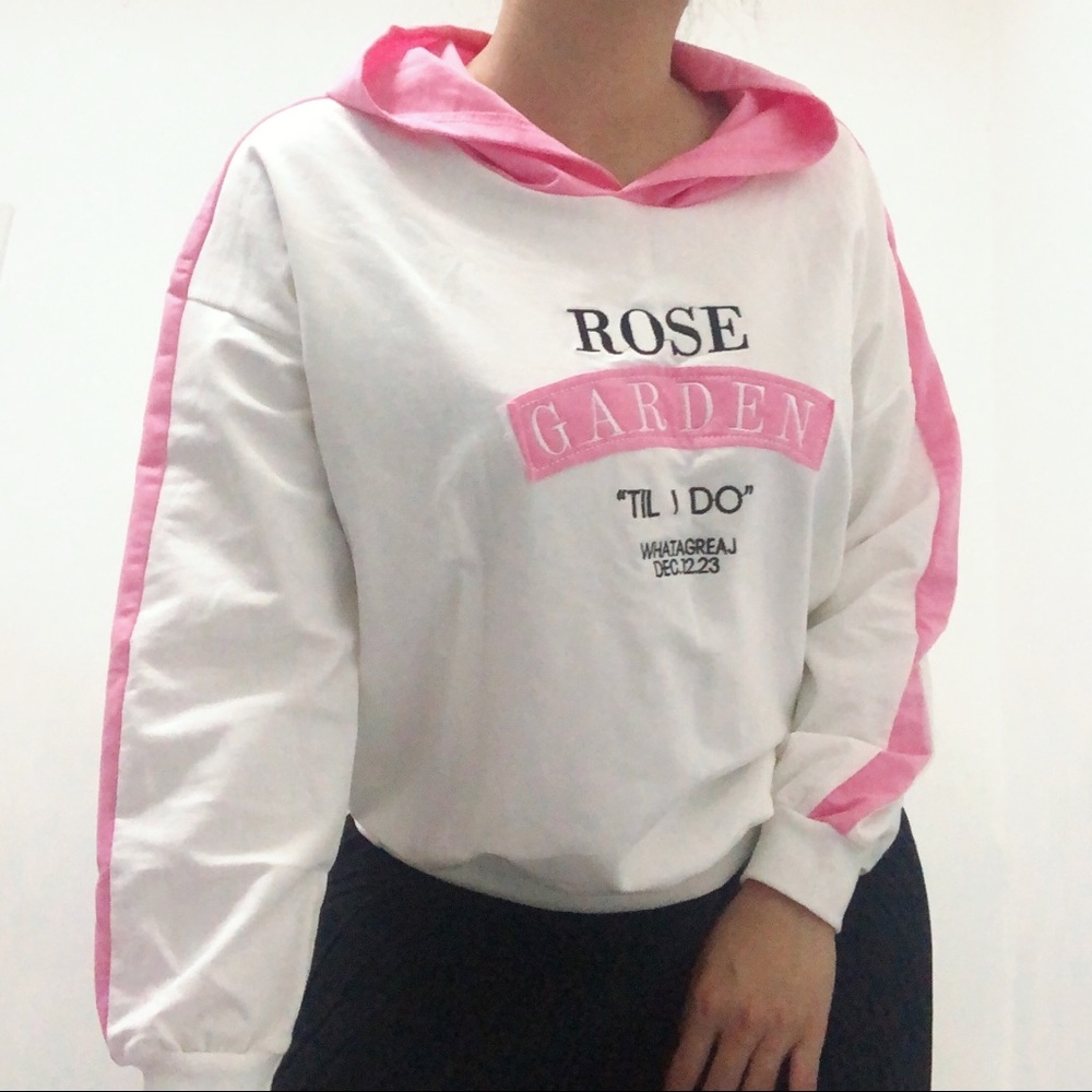 BNWT Pink Rose Garden Hoodie, Casual Cute Pullover Sweater Long Sleeve